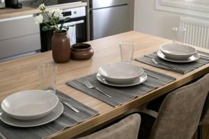 Anatoli - Athenian 2-BR Apartment in Athens