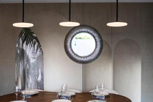 Villa dexception avec piscine, proche de la mer