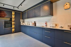 Villa dexception avec piscine, proche de la mer