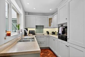 Central Belfast Apartments Lancefield Manor