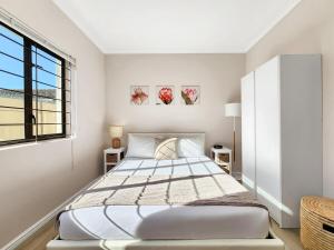 Tranquil Garden Cottage