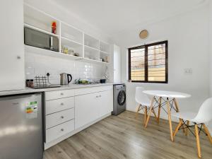 Tranquil Garden Cottage