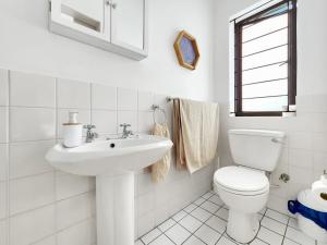 Tranquil Garden Cottage