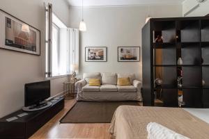 Well-Located Studio with Smart Space