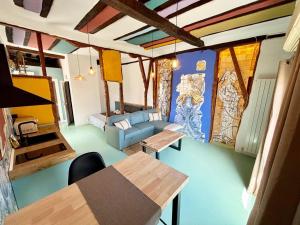 Casa Colgada Mirador de Leonor by Gloove