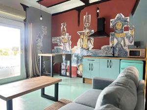 Casa Colgada Mirador de Leonor by Gloove