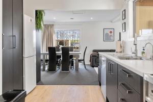 Large Family Lakehouse