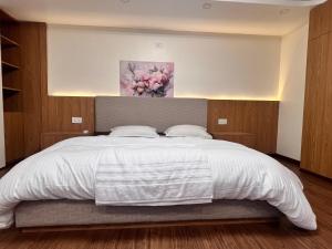 Heritage Service Apartment