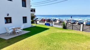 Beachfront Bliss in Nikiti, Spacious 2 Story Villa with Stunning Sea Views