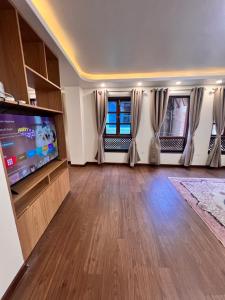 Heritage Service Apartment