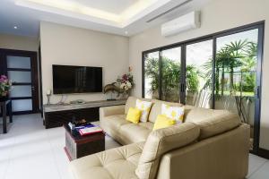 Henia Villa by G Estate Phuket