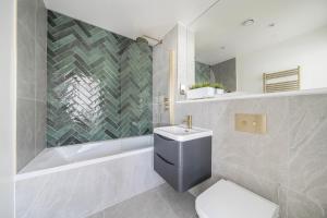 Roomspace Serviced Apartments -Caroline Street