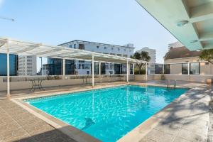 Central Sea Point Aprt Pool Promenade