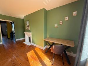 Appartements Grand gite 10 personnes - centre st valery sur somme : photos des chambres