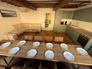Appartements Grand gite 10 personnes - centre st valery sur somme : photos des chambres