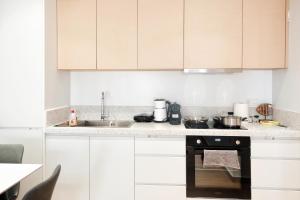 Near Pireas Port-Brand New Suite