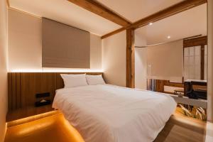 Luxury Hanok Sangseon Heritage Hanok