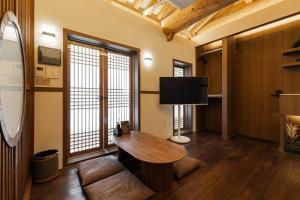 Luxury Hanok Sangseon Heritage Hanok