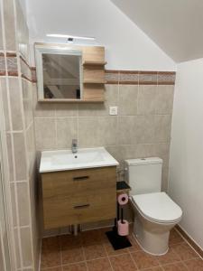 Appartements gite 4 chambres avec salle de douche et WC privative : photos des chambres