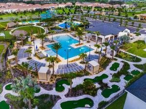 Luxury Villa with Theater Private Pool Spa - FREE Resort Access