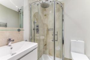 Stylish Camden Apartment C10