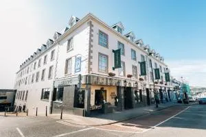 Dillon’s Hotel