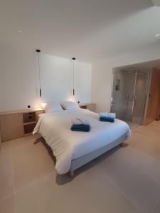 Hotels Les Hotes des Maillets : photos des chambres
