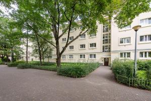 Nowolipie Urban Nest Apartment by BookingHost