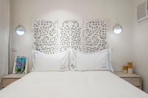 Epic Group Summer Getaway - 900m Walk to Beach!