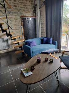 Maisons de vacances Les Gites des Chaumes de Villeneuve - Le Loft : photos des chambres