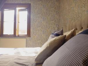 Cozy Forest View Villa with 5 Bedrooms