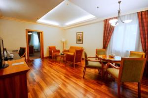 Avenue Hotel Dubai