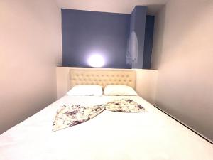 Studios in Jonis House