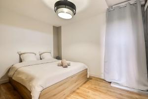 Appartements Jacuzzi de charme pour 2 : photos des chambres
