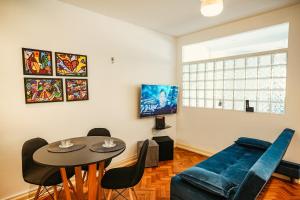 Apartamento vista mar na quadra da praia