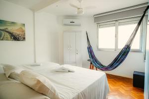 Apartamento vista mar na quadra da praia