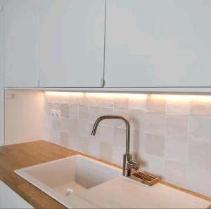 Appartements AU PIED DE LA MER AU COEUR DE LA STATION bel appartement contemporain : photos des chambres