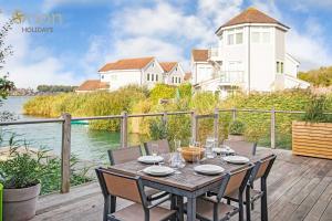 The Landings 19, Scout on the Water - P