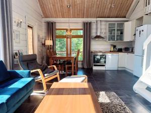 Salmikunnaan Huvila A