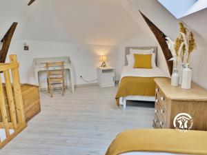 Maisons de vacances Gite des cinq tours : photos des chambres