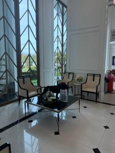 The Empire Tower Pattaya by MEG