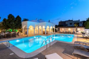 Villa 8br, Sea Views, Walk To The Beach, Pool - 4hvězdičkové hotely ve městě Santa Eularia des Riu