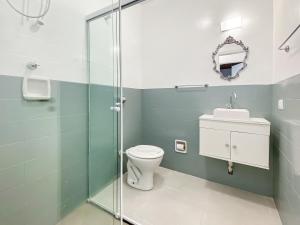 2 suítes Lareira Jacuzzi Churrasqueira