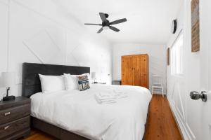 Muskoka Gem 8ppfireplacescanoekayaks