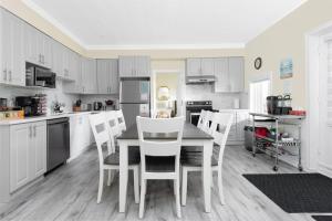 Muskoka Gem 8ppfireplacescanoekayaks