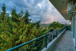 Louisa Apartment - Hellenic Apartments Avlona