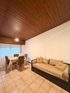 Espacioso Departamento en Microcentro con Cochera