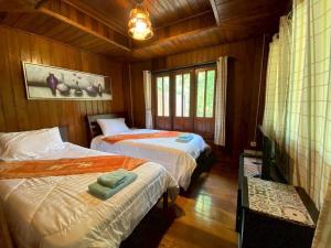 Loom Cafe Banrai ลูมคาเฟ่บ้านไร่