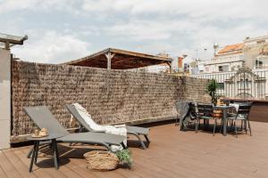 Cotoca - 3 bedrooms and balcony in Eixample Dreta