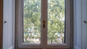 Room #1473573802